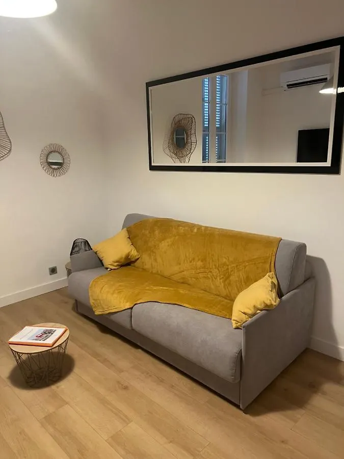 Amazing Studio - Grande Terrasse - Coeur De Ville - Wifi - Ac Nice 0*,  France
