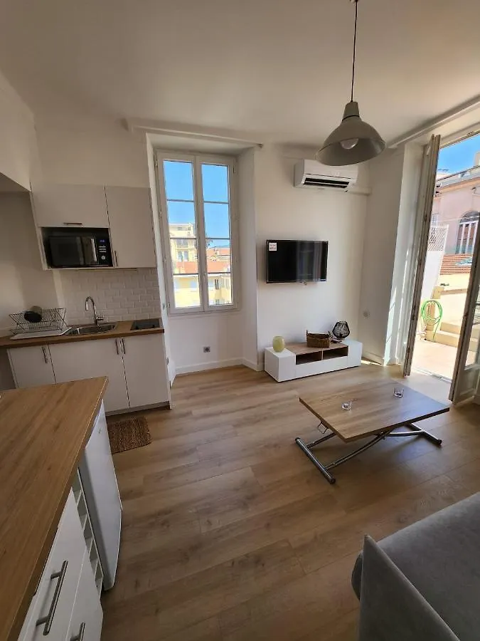 Amazing Studio - Grande Terrasse - Coeur De Ville - Wifi - Ac Nice 0*,